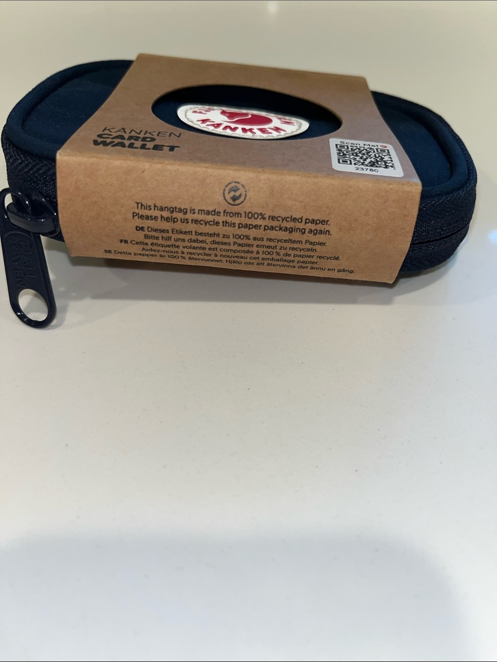 NWT Kånken Card Wallet from Fjallraven- Navy Blue - Picture 3 of 3